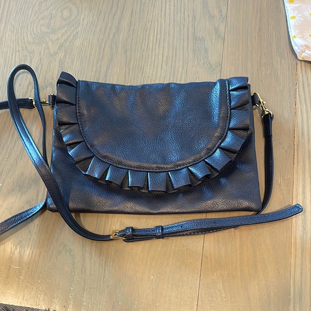 Navy crossbody bag
